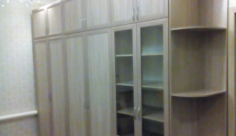 Шкаф в гостиную